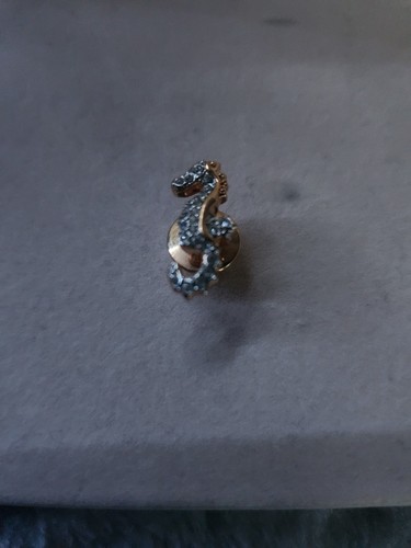 New swarovski crystal - crystal, seahorse
