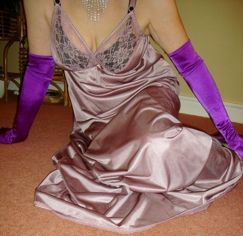 Antique rose silky lacy - rose, &
