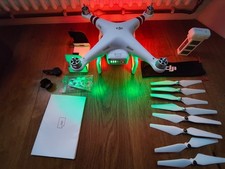 DJI Phantom 3 Advanced Drone +