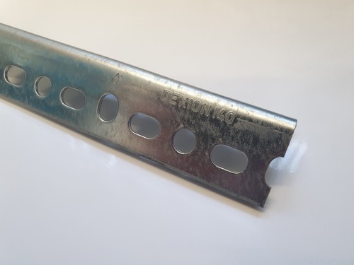 Dexion slotted angle 140 - slotted,