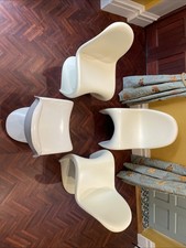 Set Of Four Cream Vernier Panton Style Z Fibreglass Chairs