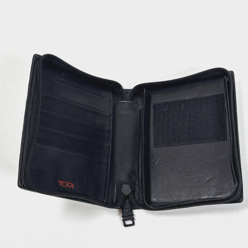 Tumi black leather nylon zip - black,