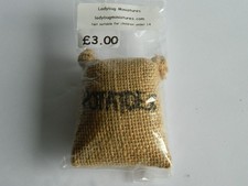 (A9.17) 1/12th scale DOLLS HOUSE LARGE SACK OF POTATOES CLOSED SACK 6.5cm HEIGHT