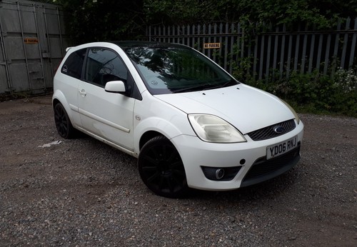 Ford fiesta 150 mk6 - ford, white