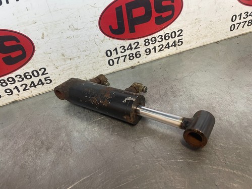 Front mower cylinder hydraulic