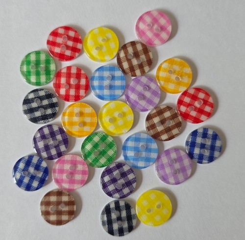 Checked pattern buttons in - 25,