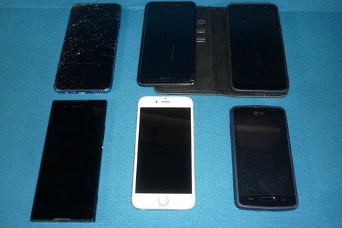Job lot mobile phones - lot,