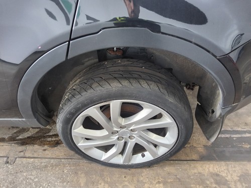 Wheel arch trim rear - wheel,