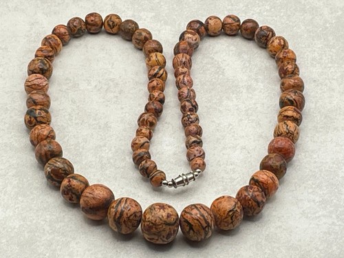 Vintage unique natural round
