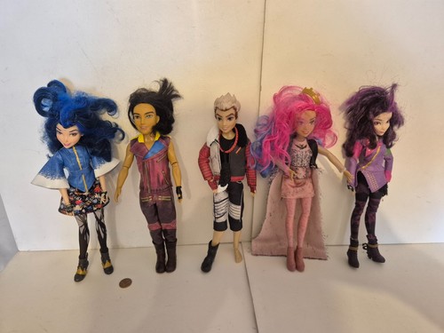 Disney descendants doll figure - descendants,