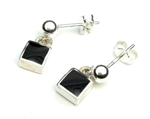 Small whitby jet and - jet, sterling