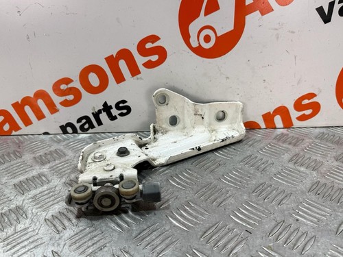 Nissan nv200 right side - nissan,