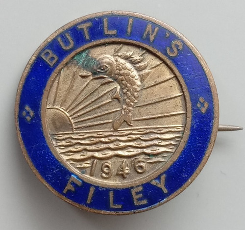 Filey 1946 butlin enamel pin - 1946, butlin's