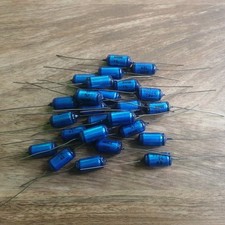 JOBLOT 25 x AEL 30000pF 0.03uF 63V 1% ISKRA TYPE CAPACITOR (L670)