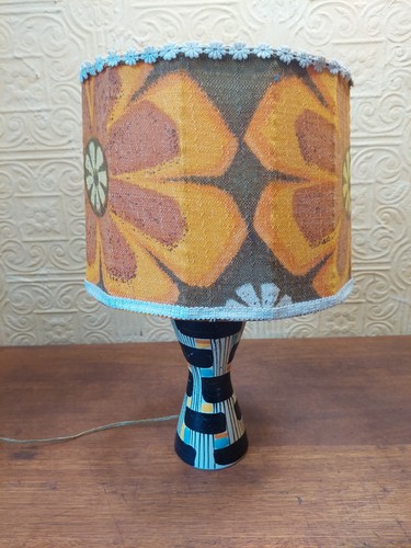Vintage mid century retro - mid,