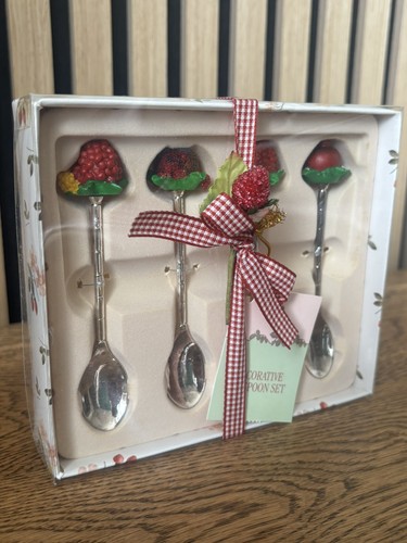 Boxed set vintage - boxed,