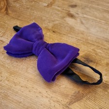 Vintage 1960s 1970s Bow Tie Purple Velvet Ready Tied Adjustable Neck 