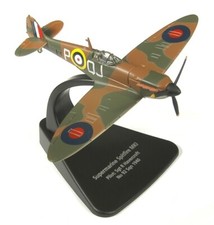 OXFORD 1/72 SUPERMARINE SPITFIRE MKI DIECAST MODEL PLANE AC001