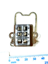 Jones Plug ~ Medium size ~ 6