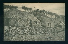 ISLE OF SKYE Crofters Cottages c.1920 postcard
