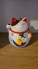 Maneki-Neko lucky cat money