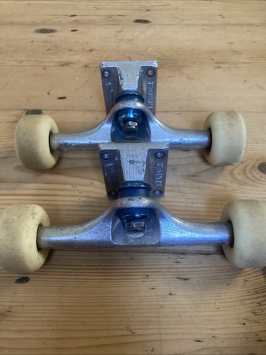 Thunder skate board trucks - skate,