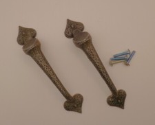 2x CAST GOTHIC STYLE D HANDLES