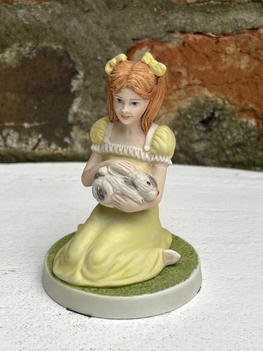 Wedgwood porcelain figurine - wedgwood,