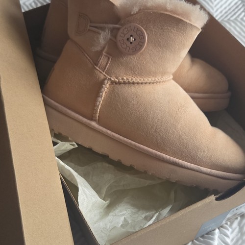 Ugg mini bailey button - bailey,