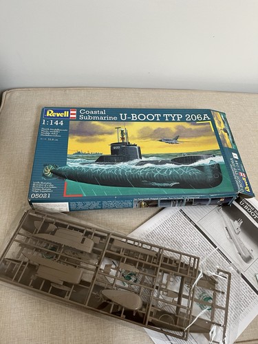 Revell 144 unassembled model - revell, 1:144