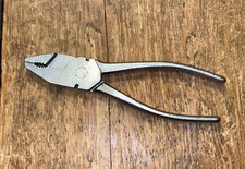 HAPEWE BUTTONS STYLE PLIERS