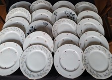Job lot 20 vintage lunch plates wedding party tearoom 24 - 25 cm