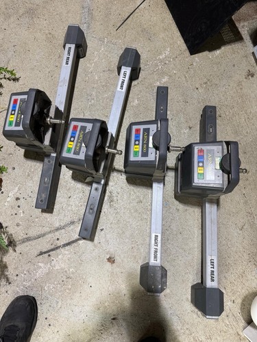 Wheel alignment machine heads - alignment,