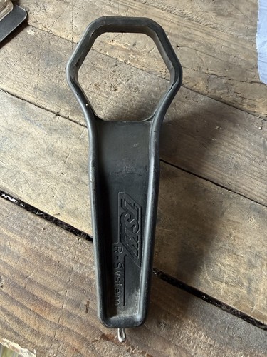 Tsw alloy wheel centre - wheel, nut