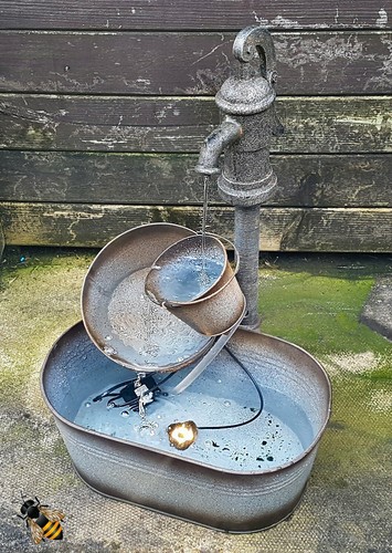 Water feature bucket - bucket, cascade