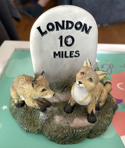 Leonardo figurines fox with - leonardo,