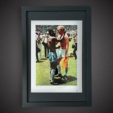 Framed Pele Signed Brazil Photo With Bobby Moore ABSOLUTELY STUNNING £375  COA