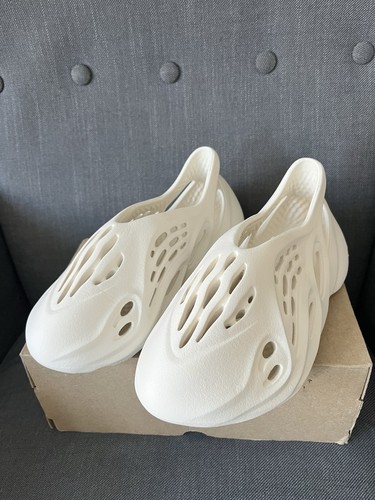 Adidas yeezy foam rnnr sand - adidas,