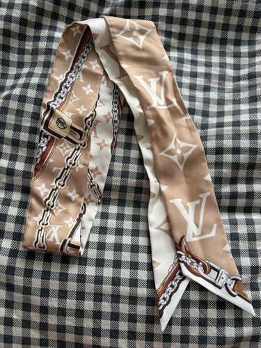 Louis vuitton - louis,
