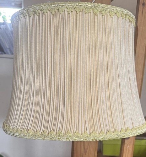 Vintage creamy yellow pleated - yellow,
