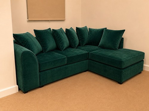 Seater emerald color plush - 3,