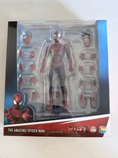 *In Hand* Mafex No 248 The