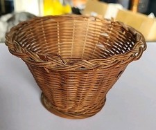 3in Tall Mini Wicker Basket.