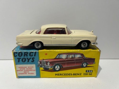 Corgi toys 230 mercedes - corgi,