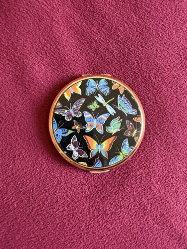 Stratton compact mirror
