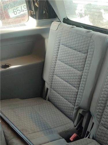 Right third row - right,
