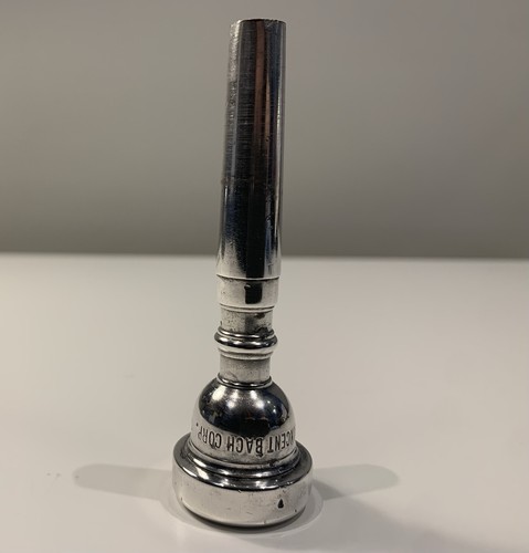 Vincent bach corp trumpet - 7c,