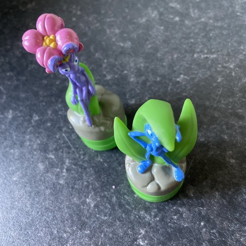 2000 robinsons bugs life - robinsons,