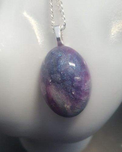 Necklace with handmade resin - with,