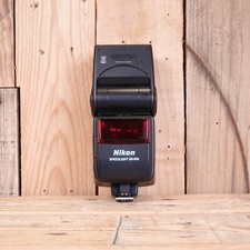 Nikon Speedlight SB-600 Shoe Mount Flash - Corrosion - Spares or Repair